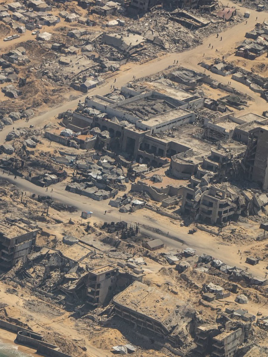 Aerial footage of destruction in Gaza
From above, the scale of devastation becomes unmistakably clear. Entire neighborhoods lie in ruins, with rows of collapsed buildings reduced to rubble and dust. Streets that once carried daily life appear unrecognizable, blocked by debris and