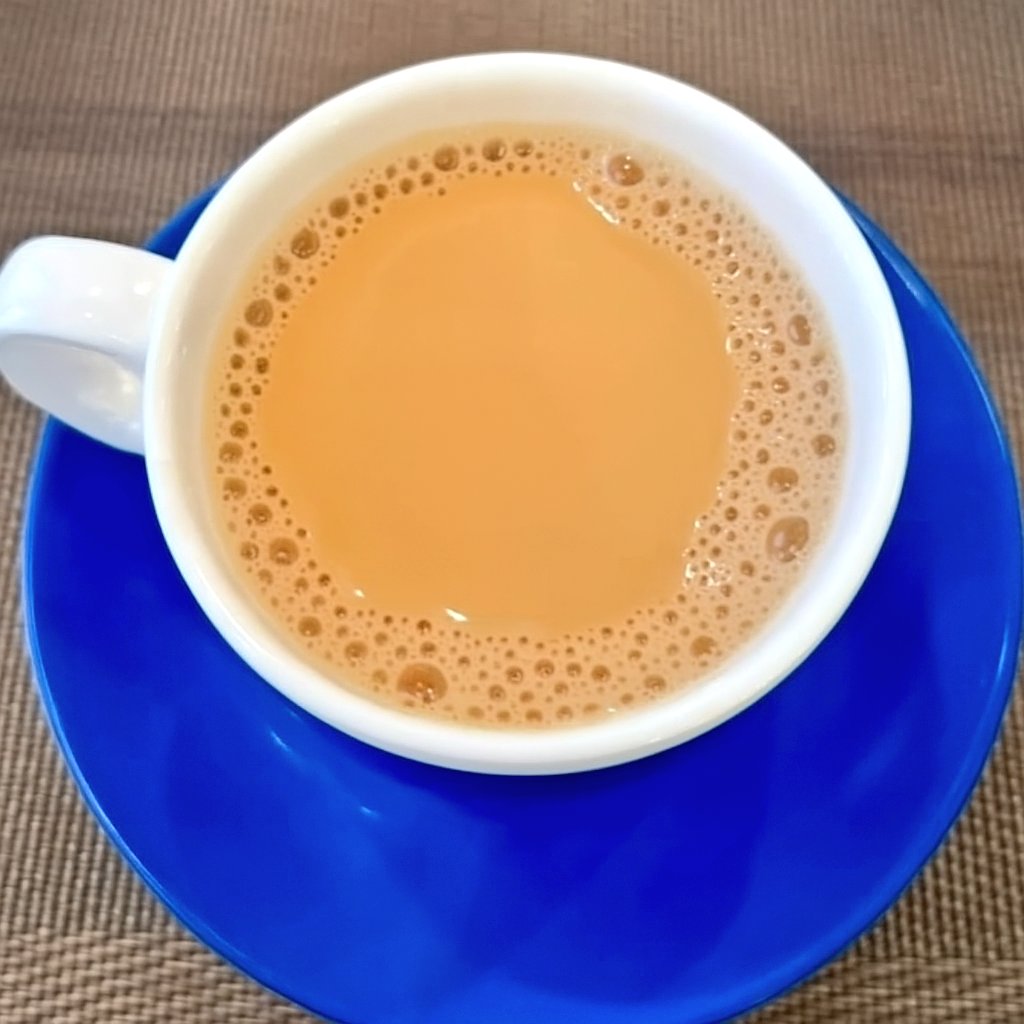 भगवान हमें ऐसे दोस्तों से मिलाएं..
बिना कहे जो हमें चाय पिलाएं ☕

Good morning X friends🌹