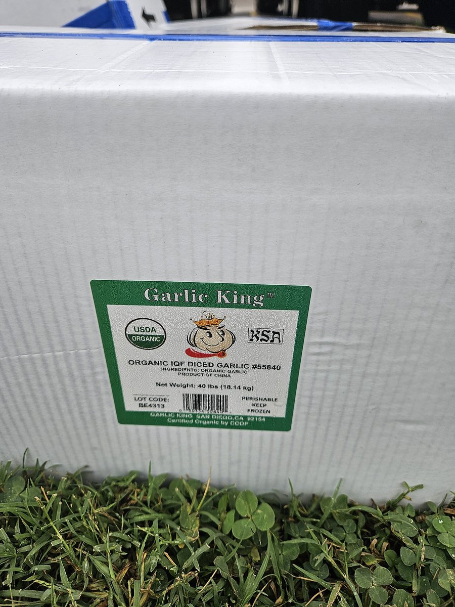 Michelle M. Kitchin (@mkitchin63) on Twitter photo This guy dumped this rejected product in the <a href="/PilotFlyingJ/">Pilot Flying J</a> in Edmond, OK. I could only get the name on the door...Lovelife. I got the trailer license plate, but he saw me & took off. 1 truck operation. I'm sending an email to Garlic King with pictures. I'm over being nice... This guy dumped this rejected product in the <a href="/PilotFlyingJ/">Pilot Flying J</a> in Edmond, OK. I could only get the name on the door...Lovelife. I got the trailer license plate, but he saw me & took off. 1 truck operation. I'm sending an email to Garlic King with pictures. I'm over being nice...