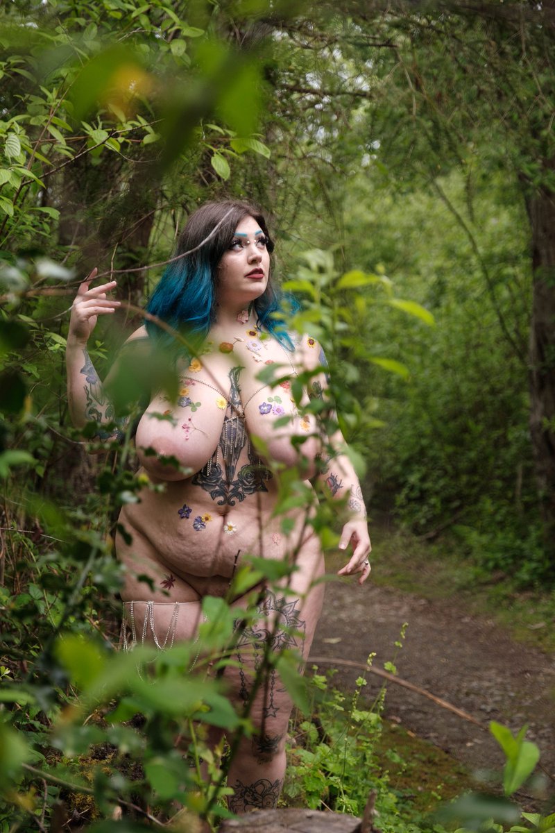 Nani - Exxxotica Chicago - April 11-13 (@nani_clicks) on Twitter photo ⭐️ It's time for the awards! ⭐️I've nominated my favorite star <a href="/magikmatriarch/">Mistress of Magik ✨ BBW Star ⭐</a> in the below category ✨ for the pre-nomination at <a href="/avnawards/">AVN Awards</a>! Now it's your turn!
⭐️favorite-bbw-performer
vote links-
avn.com/awards/pre-nom…
#AVNAwards #SupportYourFavorites #AwardsSeason ⭐️ It's time for the awards! ⭐️I've nominated my favorite star <a href="/magikmatriarch/">Mistress of Magik ✨ BBW Star ⭐</a> in the below category ✨ for the pre-nomination at <a href="/avnawards/">AVN Awards</a>! Now it's your turn!
⭐️favorite-bbw-performer
vote links-
avn.com/awards/pre-nom…
#AVNAwards #SupportYourFavorites #AwardsSeason