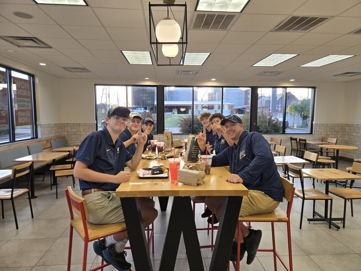 JV with the win tonight vs Logan, Meigs, and Pick Central at Hocking Hills GC. Davis Call and Kylan Bowers both came in with a 47, Andrew Carpico(50), Coen Rodenbaugh and Cole Green (51), and Greyson King (52)