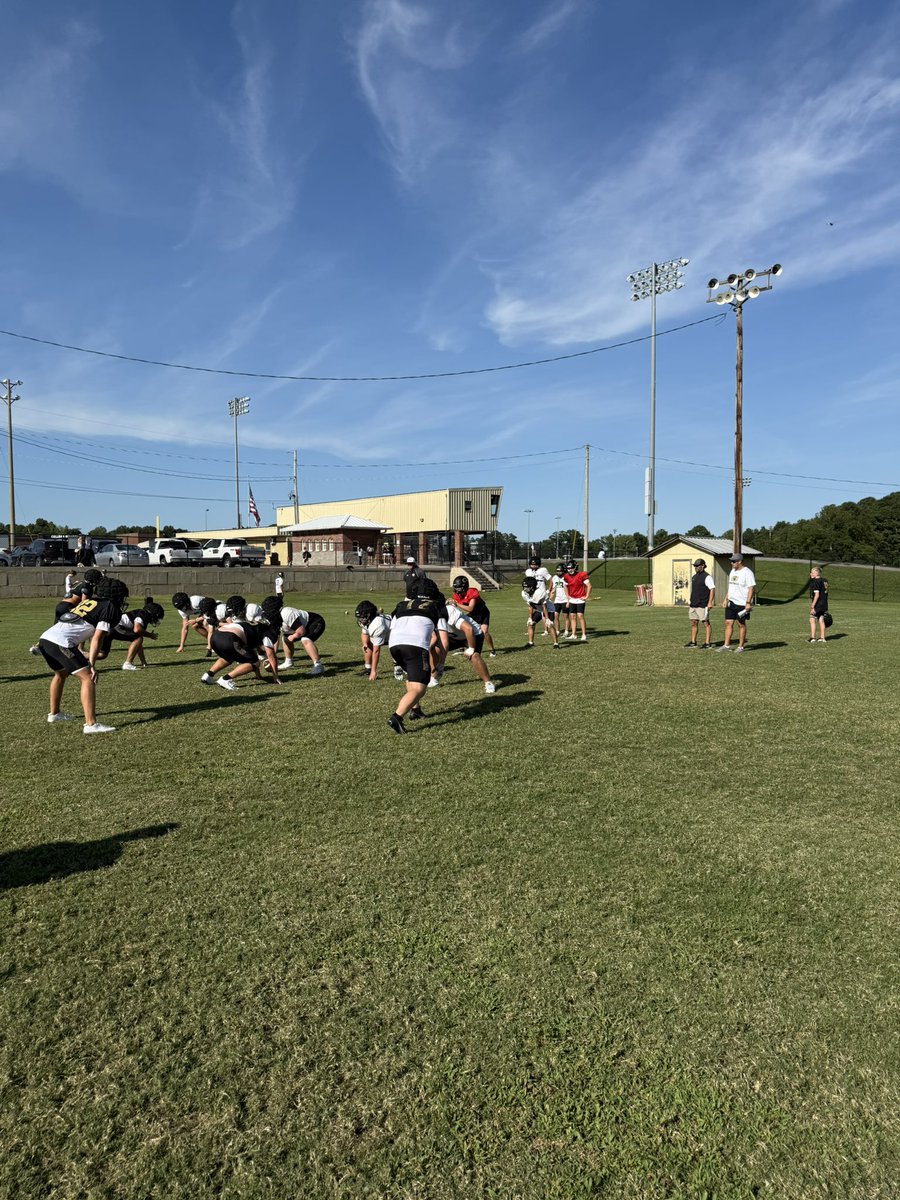 CullmanFB's tweet photo. Sometimes it feels good to go back where it all began for so many @CullmanFB players. Thanks to Coach Gerald Turner and CMS football for letting us use their space today as they take on Florence in Oliver Woodard. One Team, One Fight.
#TheTrough #PVCPipeLife #IYKYK
@Bearcat_ATH https://t.co/6m1HFLC0YL