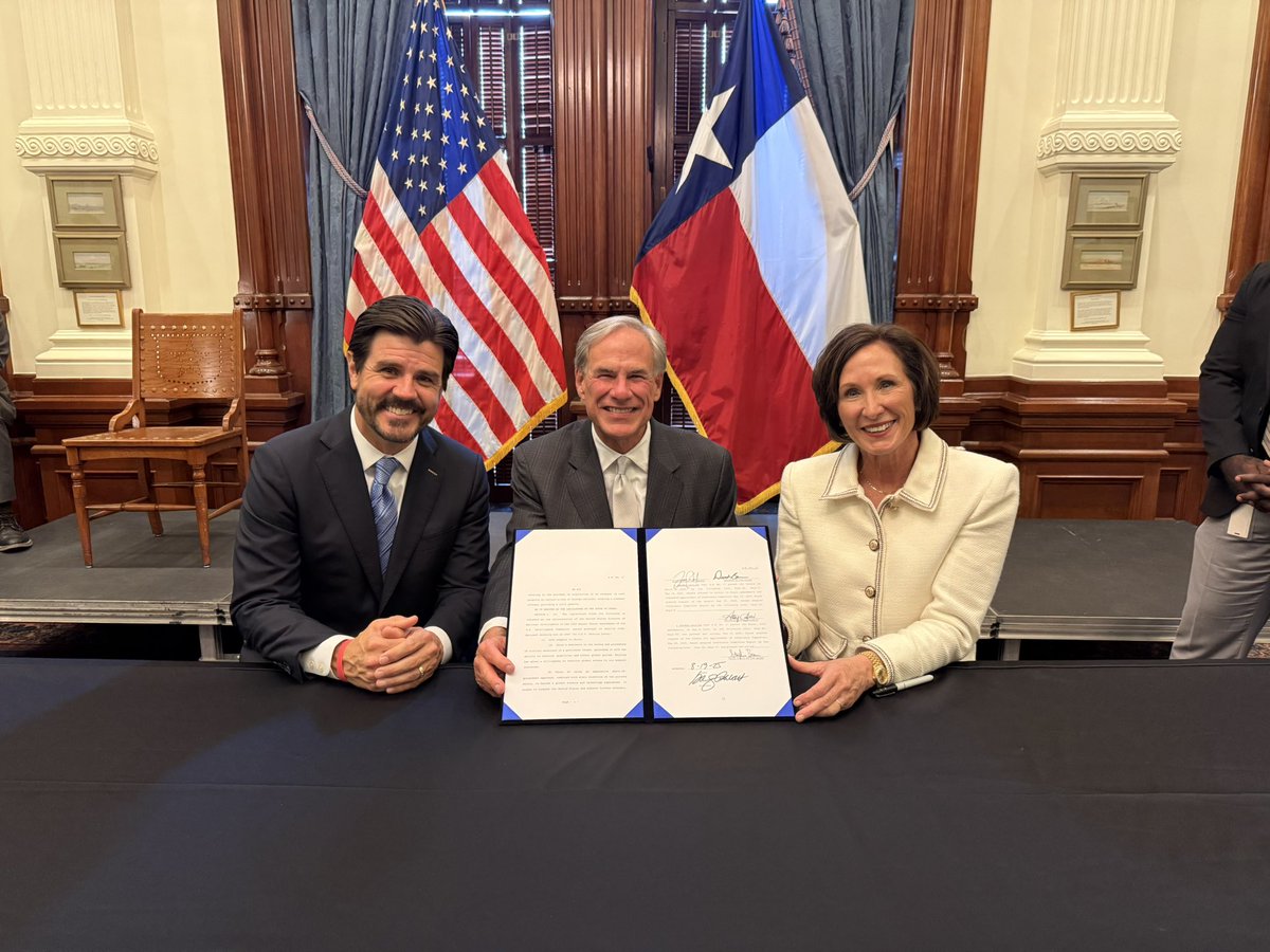Rep. Cole Hefner (@colehefnertx) on Twitter photo At today’s bill signing with Governor <a href="/GregAbbott_TX/">Greg Abbott</a>, Texas drew a hard line against foreign adversaries like China. As the lead author of the Texas Land Protection Act with Senator <a href="/LoisKolkhorst/">Senator Lois Kolkhorst</a> — and as Chairman of the Homeland Security & Public Safety Committee that advanced At today’s bill signing with Governor <a href="/GregAbbott_TX/">Greg Abbott</a>, Texas drew a hard line against foreign adversaries like China. As the lead author of the Texas Land Protection Act with Senator <a href="/LoisKolkhorst/">Senator Lois Kolkhorst</a> — and as Chairman of the Homeland Security & Public Safety Committee that advanced
