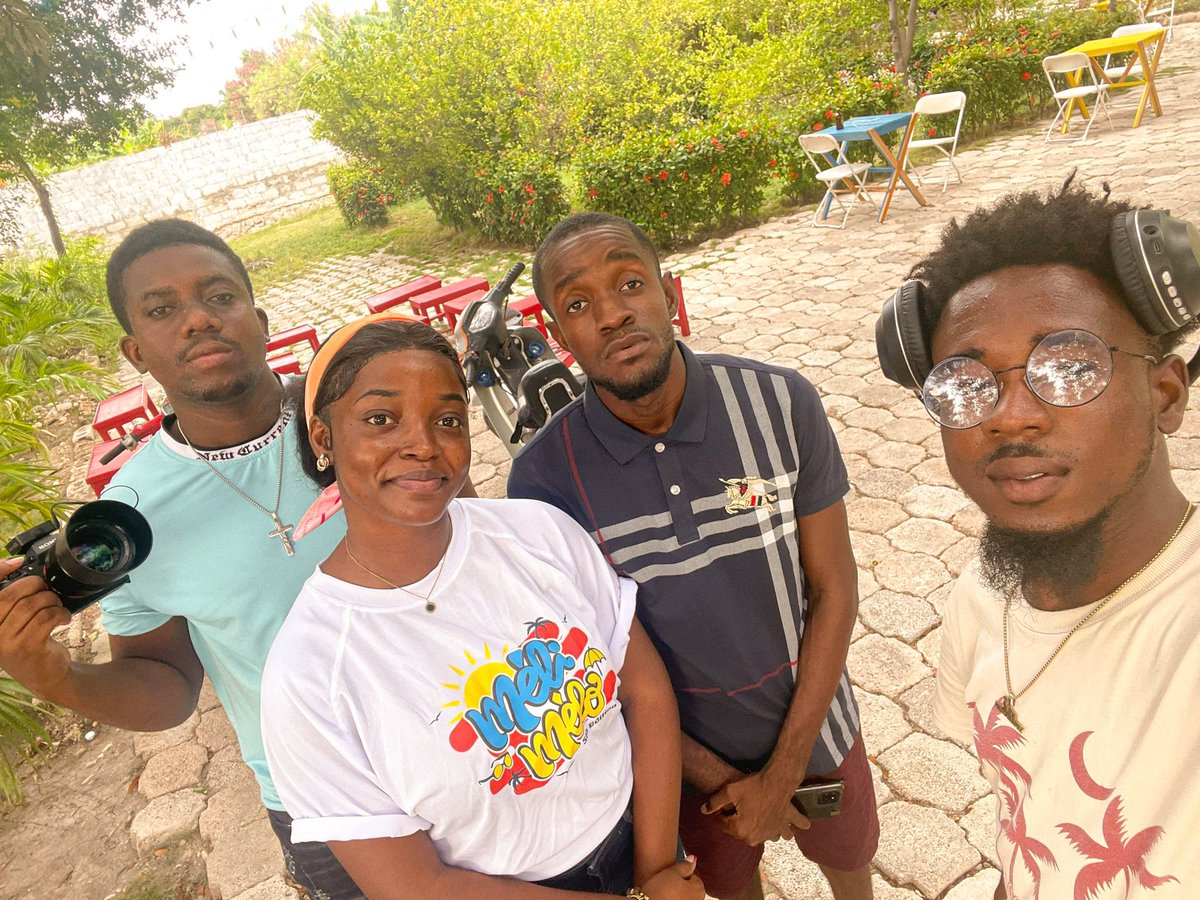 Moise_savensley's tweet photo. #BTS • #MeliMelo | 👀🛠️🎥 https://t.co/XvLi4HPRnf