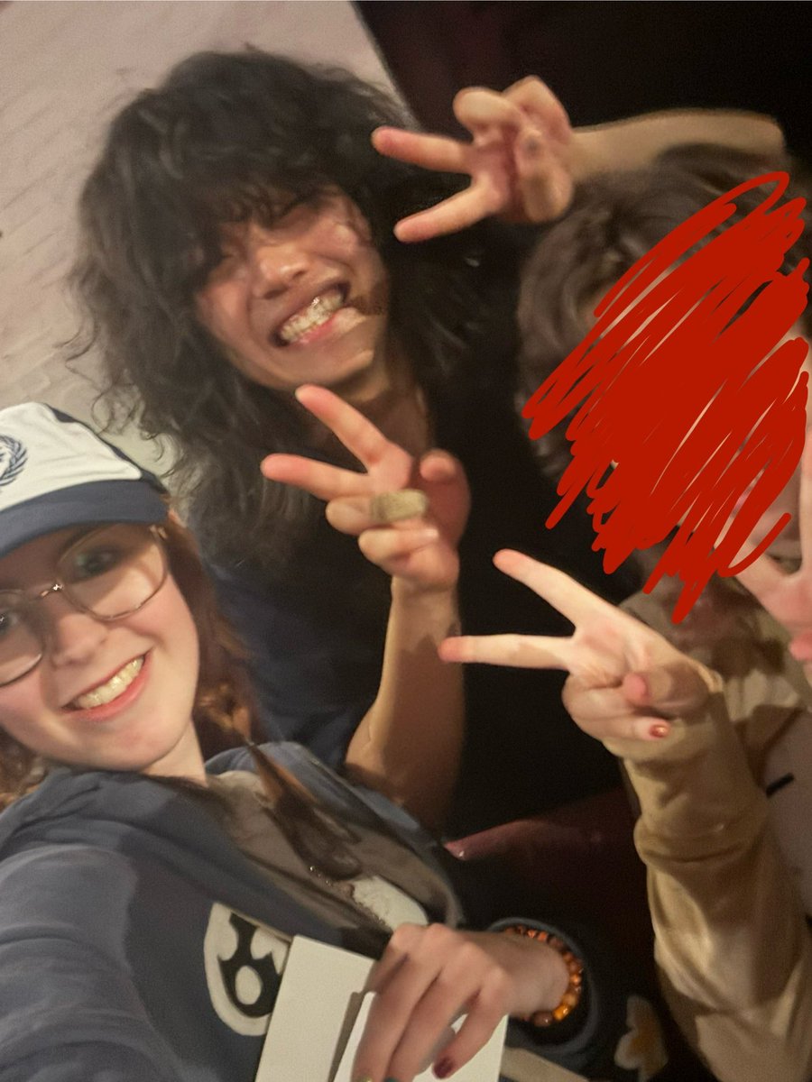 I can’t believe I got to talk to mudd sogumm omega and lee suho??? This is insane