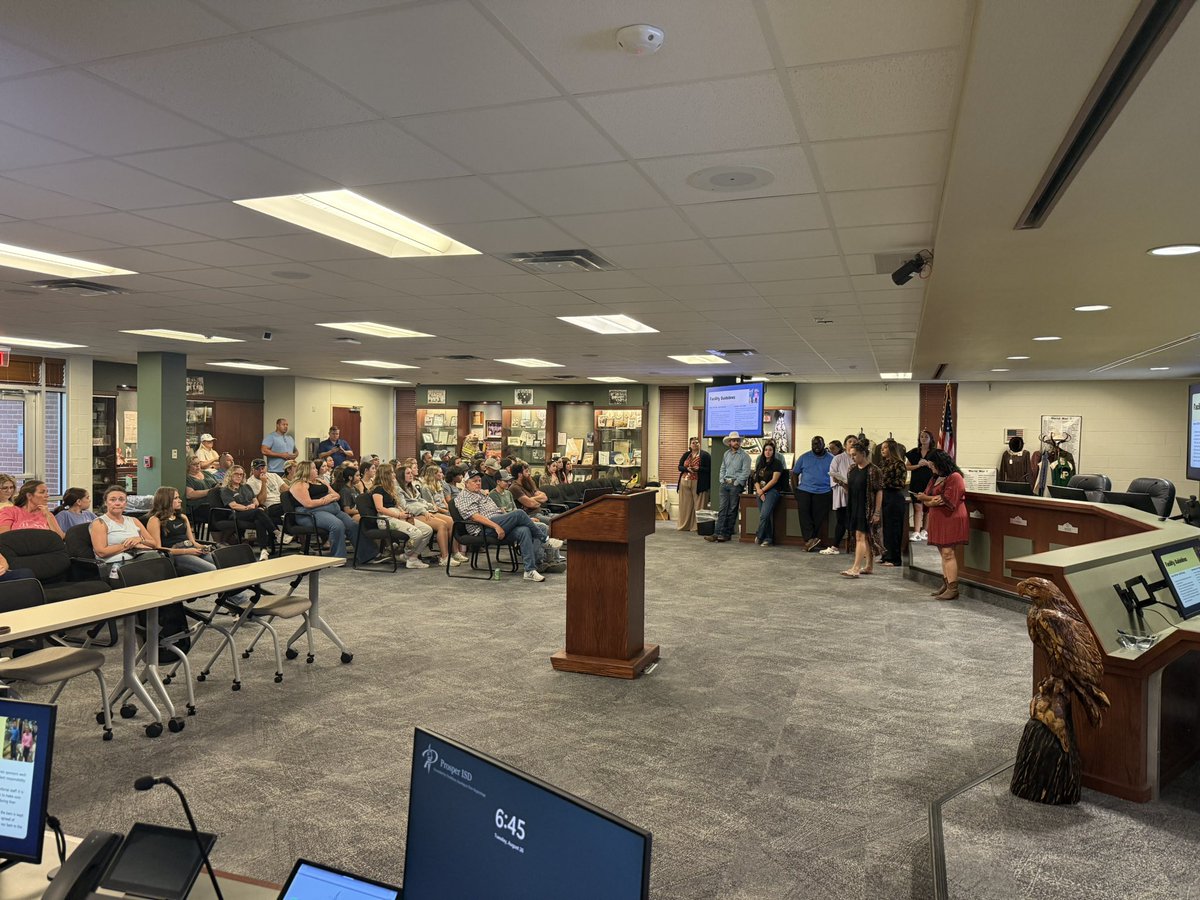 Packed house at tonight’s Barn Briefing! 🐾💙

 Excited to launch another incredible FFA year at WGHS and all <a href="/ProsperISD/">Prosper ISD</a> high schools —full of growth, leadership, and pride!

Tremendous job by our teachers leading this meeting! #ProsperProud <a href="/prosperCTE/">Prosper CTE</a>