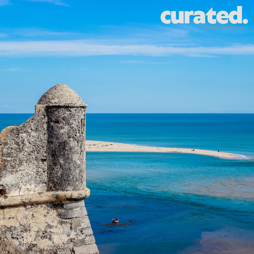 🏰 Explore the prettiest villages of the Algarve in Curated’s September issue! Plus, luxury hotel amenities you’ll wish you knew about sooner. Download FREE with sign-up. 🌍 mailchi.mp/459839abd066/1… #Algarve #LuxuryTravel