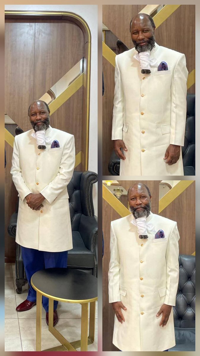 RepentHoliness's tweet image. THE PROPHET OF THE LORD IN DRC CONGO🇨🇩🇨🇩
#Blessedendtimes 
#RepentanceHolinessseu
#EternalGospelHour 
#Themessiahiscoming
#preparetheway