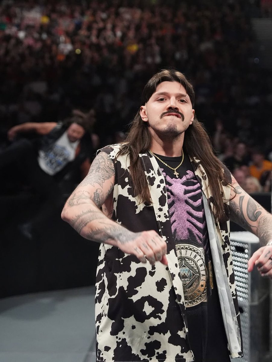 Hottest man around, ignore the confused old man