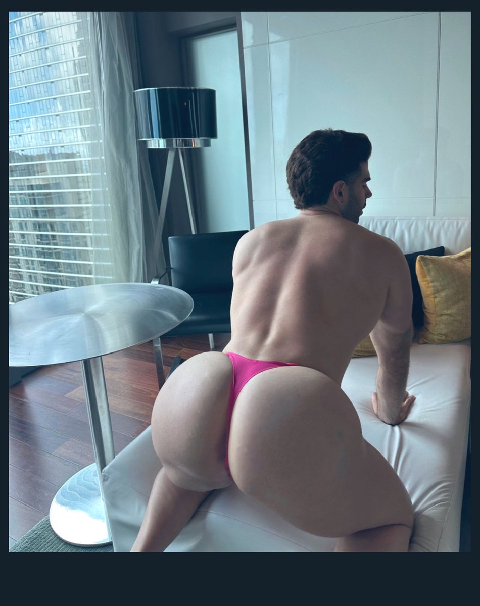 I need a personal photographer 🙊

<a href="/iamrenzfit/">LORENX</a> 

onlyfans.com/boyslikems 🔝