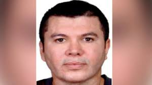 aGnt3Just_GN's tweet photo. 💼⚖️ "El Cuini", cerebro financiero del CJNG, hace su primera aparición ante la jueza Beryl A. Howell en la corte federal de Washington, DC 🇺🇸.
📂 El caso incluye más de 76 mil documentos 📑😮
#CJNG #ElCuini #Narcotráfico #Justicia #EEUU https://t.co/FihRRPEdld