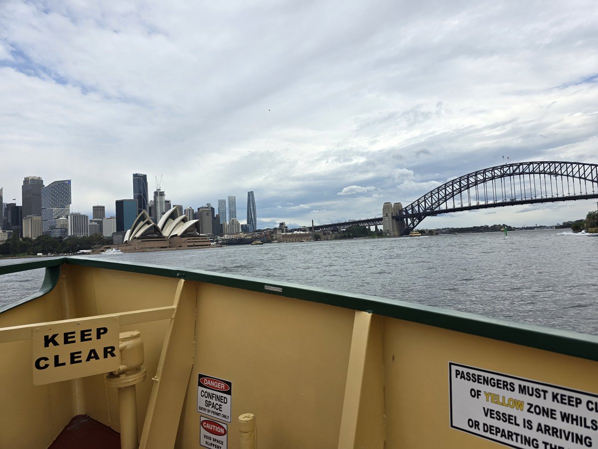 The Practical Diabetic (Leon Tribe) (@practicaldeeb) on Twitter photo Travelling to my endo by boat. Travelling to my endo by boat.
