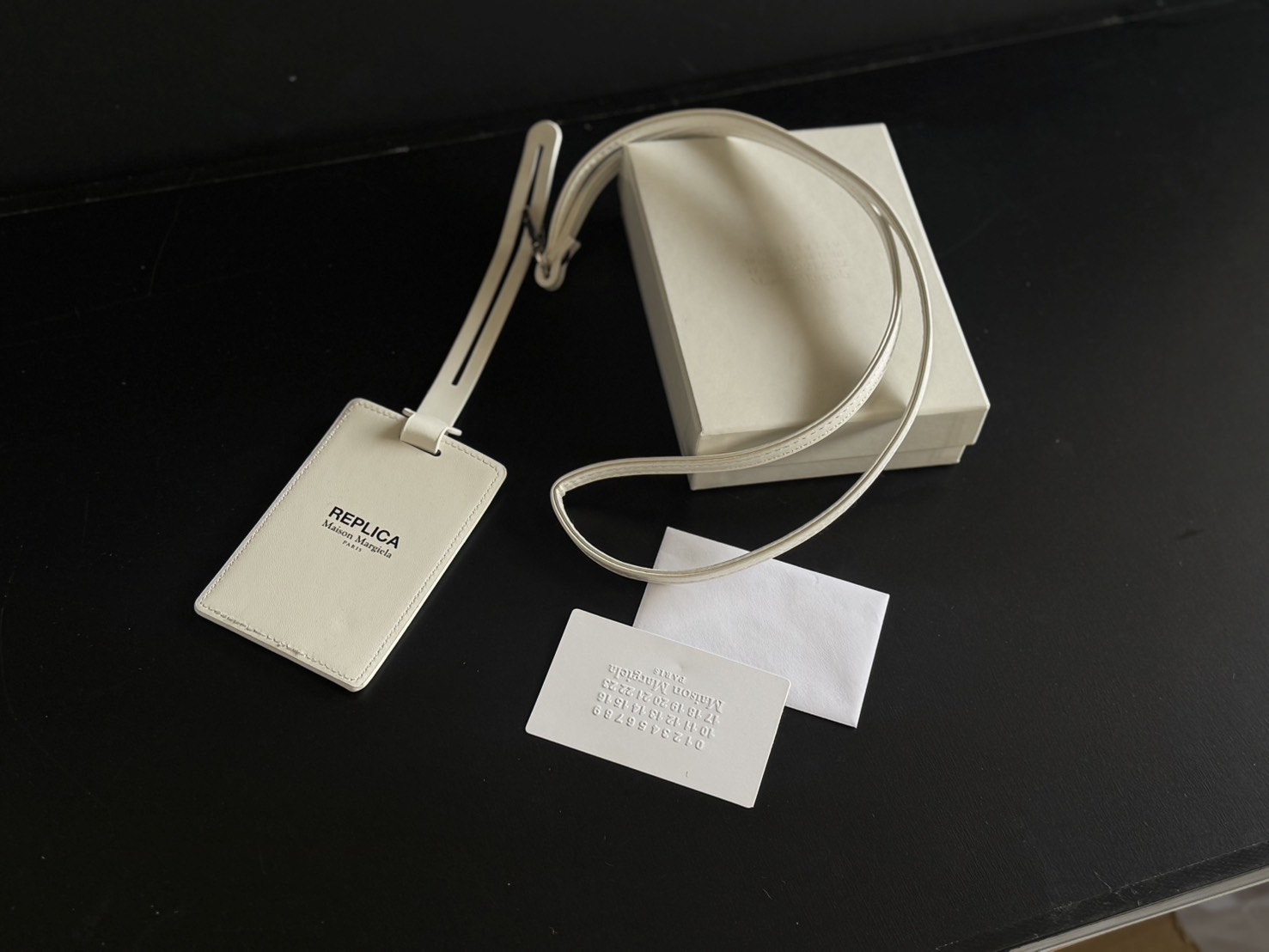 ⭐︎値下げ中　Maison Margiela レザー クリップ 【未使用】 楽天市場】メゾンマルジェラ Maison Margiela メンズ