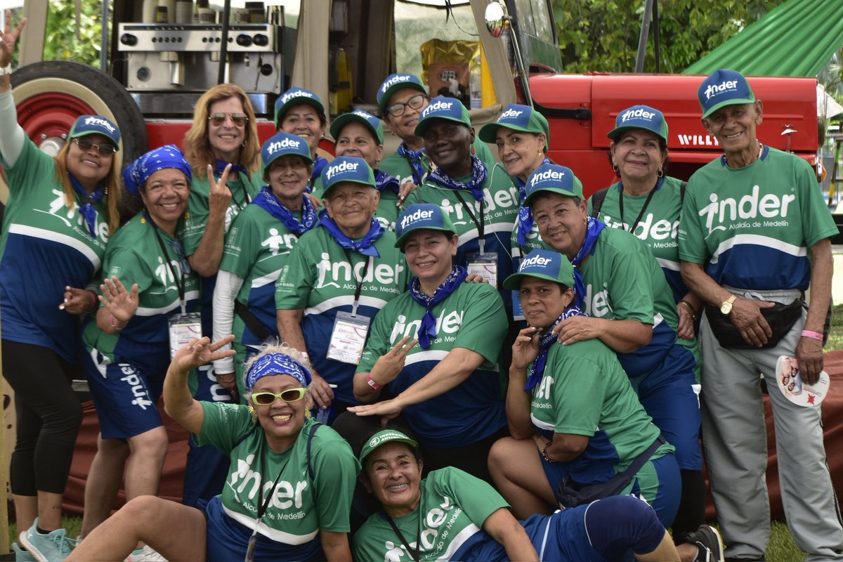 Terminó el primer día con excelentes resultados 🥰👏

🚨Gracias a nuestros profesores comprometidos, profesionales y atentos. 💙💚