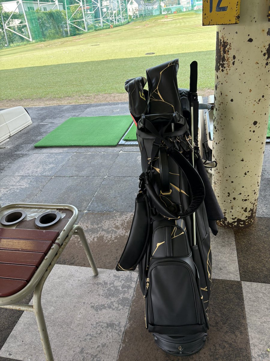 bf4OorCzAI45438's tweet image. 練習場🏌️今日はターゲットモード🏌️
#SC4 #ゴルフ好きと繋がりたい