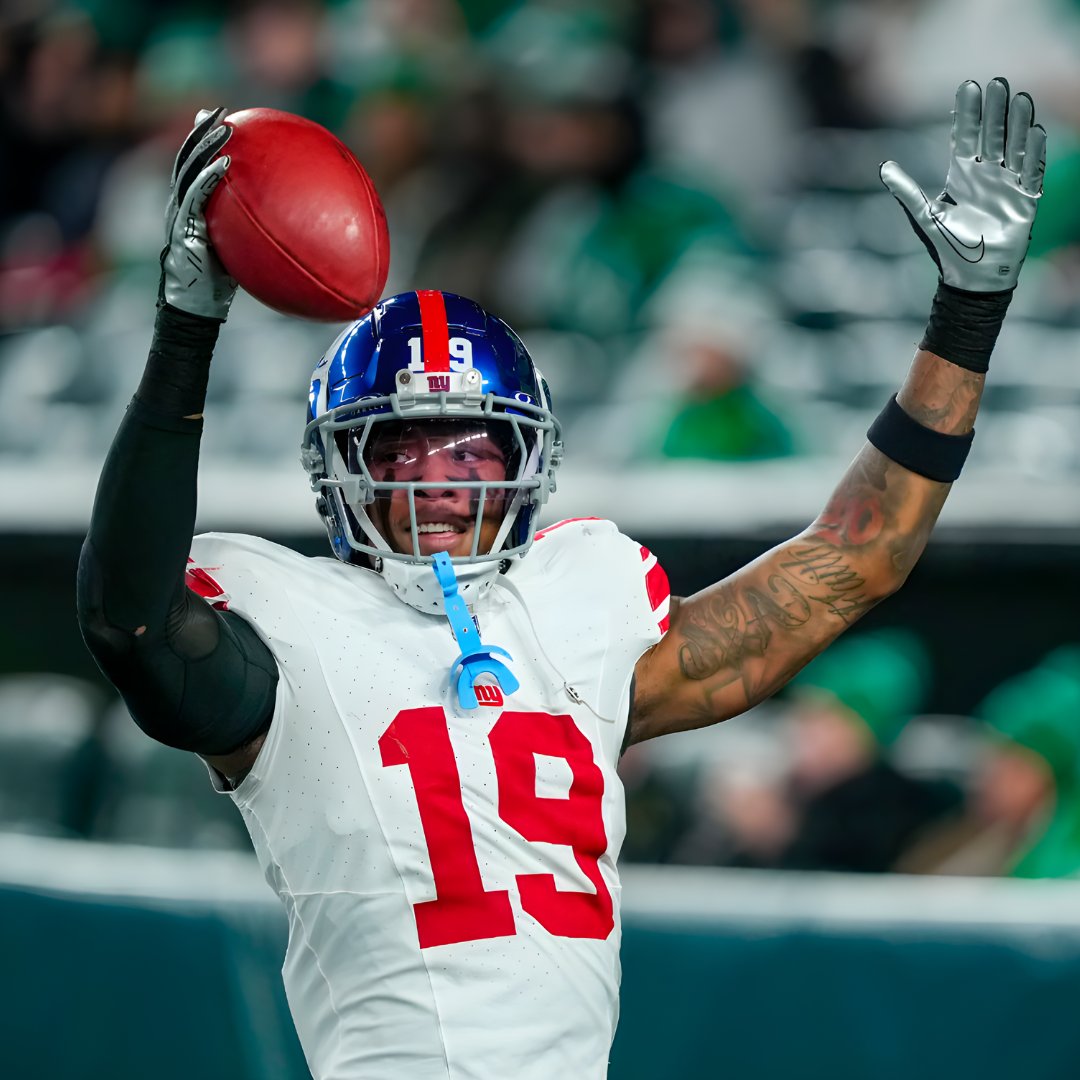 Should the Giants bring back Isaiah Simmons?