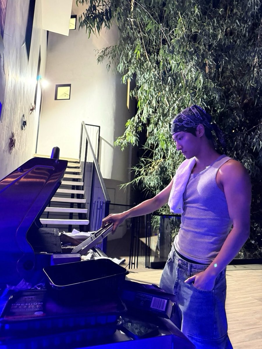 seonghwa chacal norteño existe 🙏🏻