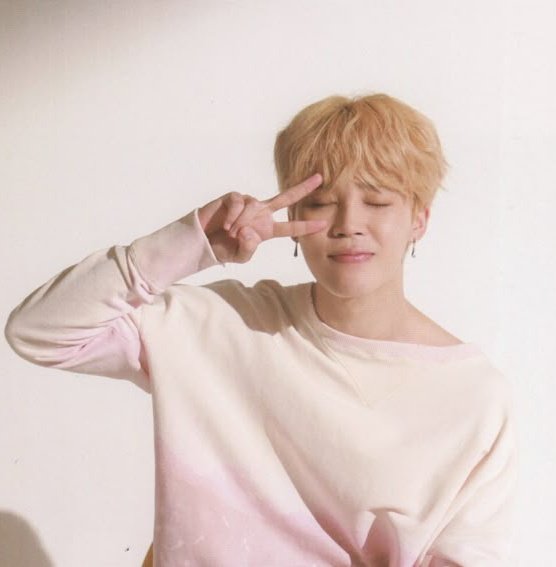 jikookxkookmiin's tweet photo. A ver que dicen, Jimin naranja o Jimin morocho o Jimin rubio ¿cuál es mejor? https://t.co/n7lMJgpcvE