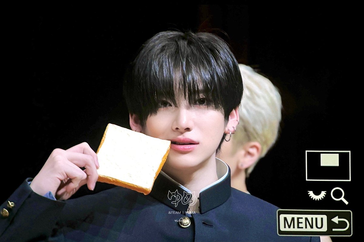 둘이서 사고 ㅈㄴ치고다닐거같아서 좋다