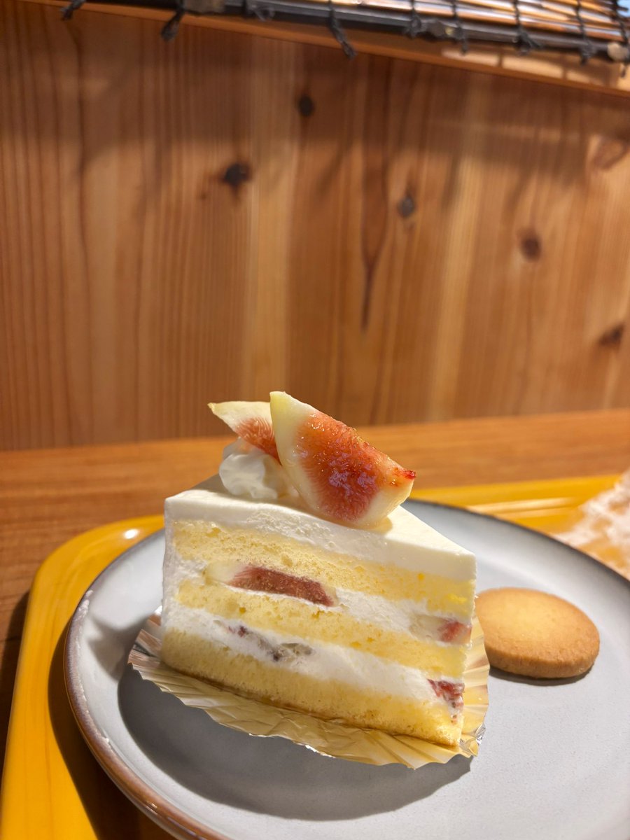 美しいね。いちじくのショートケーキ。#9月はいちじく