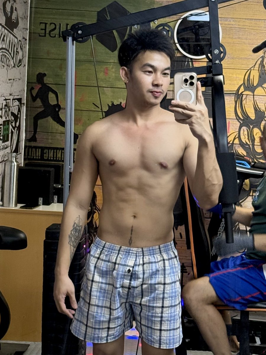 markuscale's tweet image. 💋