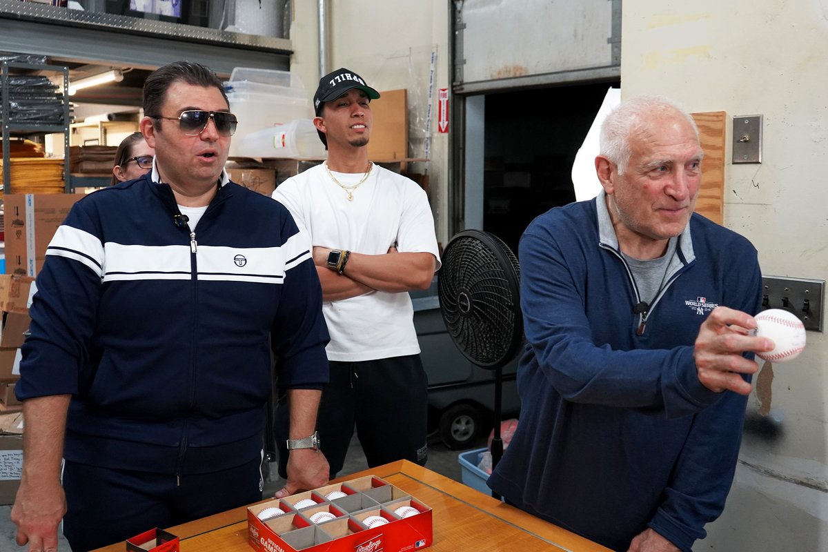 Incredible first show on @whatnot!

Thanks to Joe Hollywood, his team, and Oswaldo Cabrera for making this launch so special.

Just getting started!