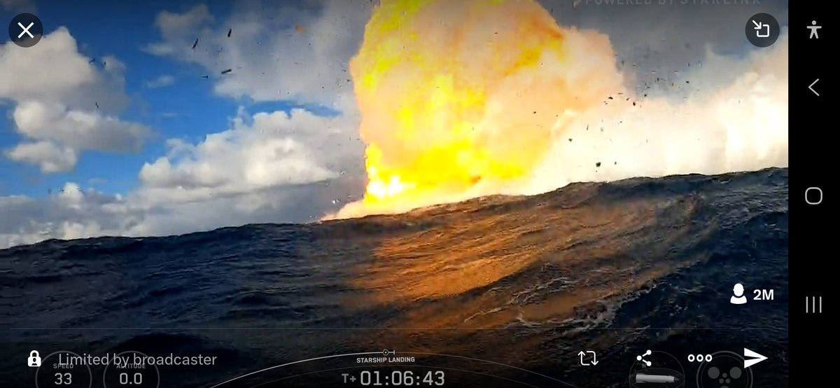 transit_jam's tweet image. What a mission! SpaceX punishing the ship with deliberately missing tiles and brutal reentry profile but it survived, all 3 Raptors reignited and made a perfect vertical splashdown metres from the buoy in the Indian Ocean.