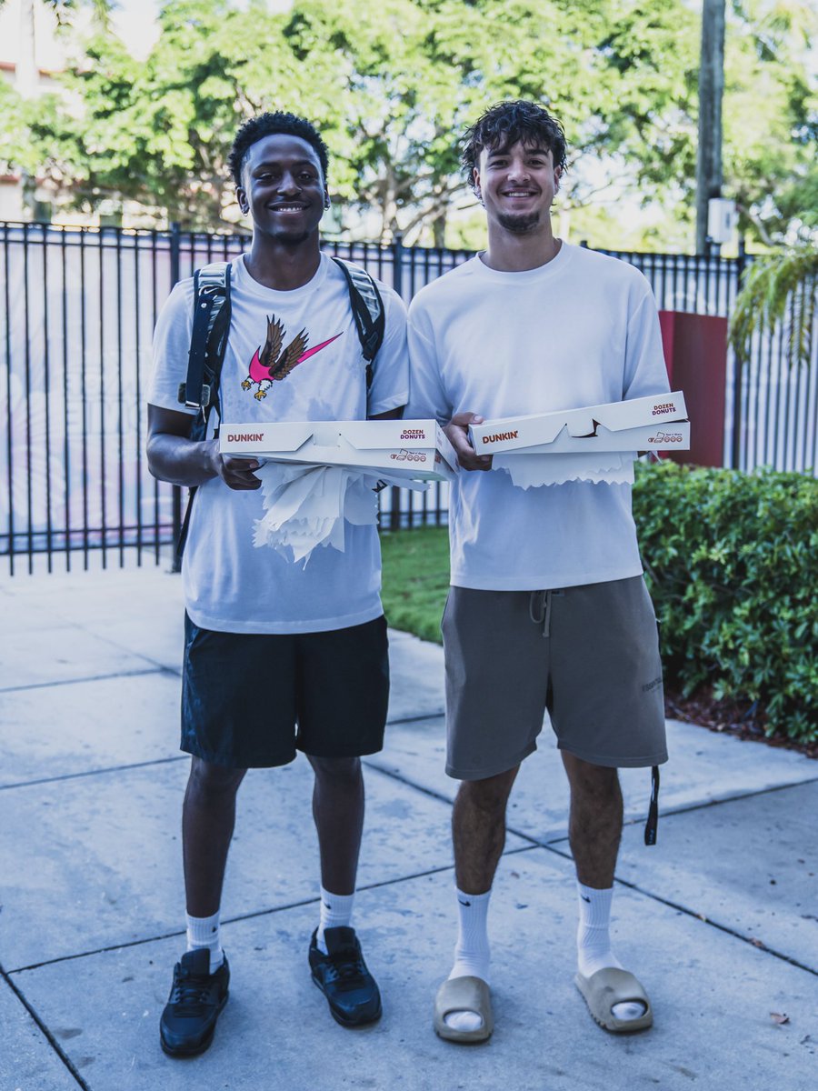 BarryU Men’s Basketball tweet media