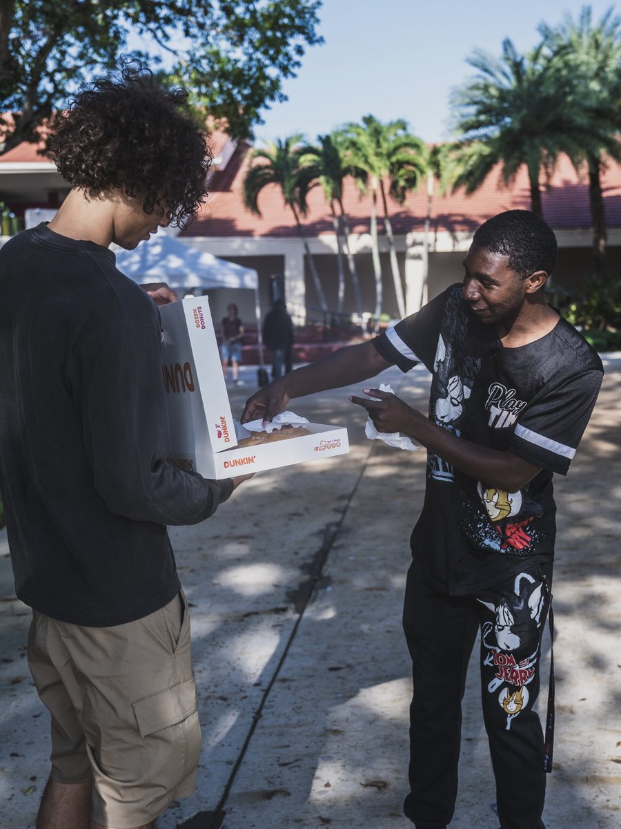 BarryU Men’s Basketball tweet media