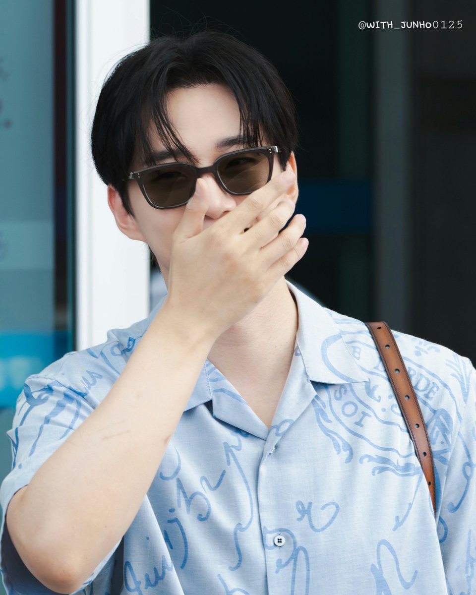 🫰🤭
250826 인천🛫상해
#LeeJunho #이준호 #李俊昊 #Berluti #벨루티