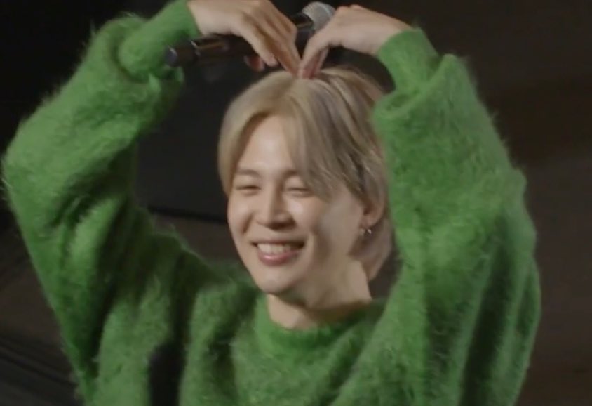 jimingcfs's tweet photo. i love you more than anything in the world https://t.co/kAIDSB0DEK