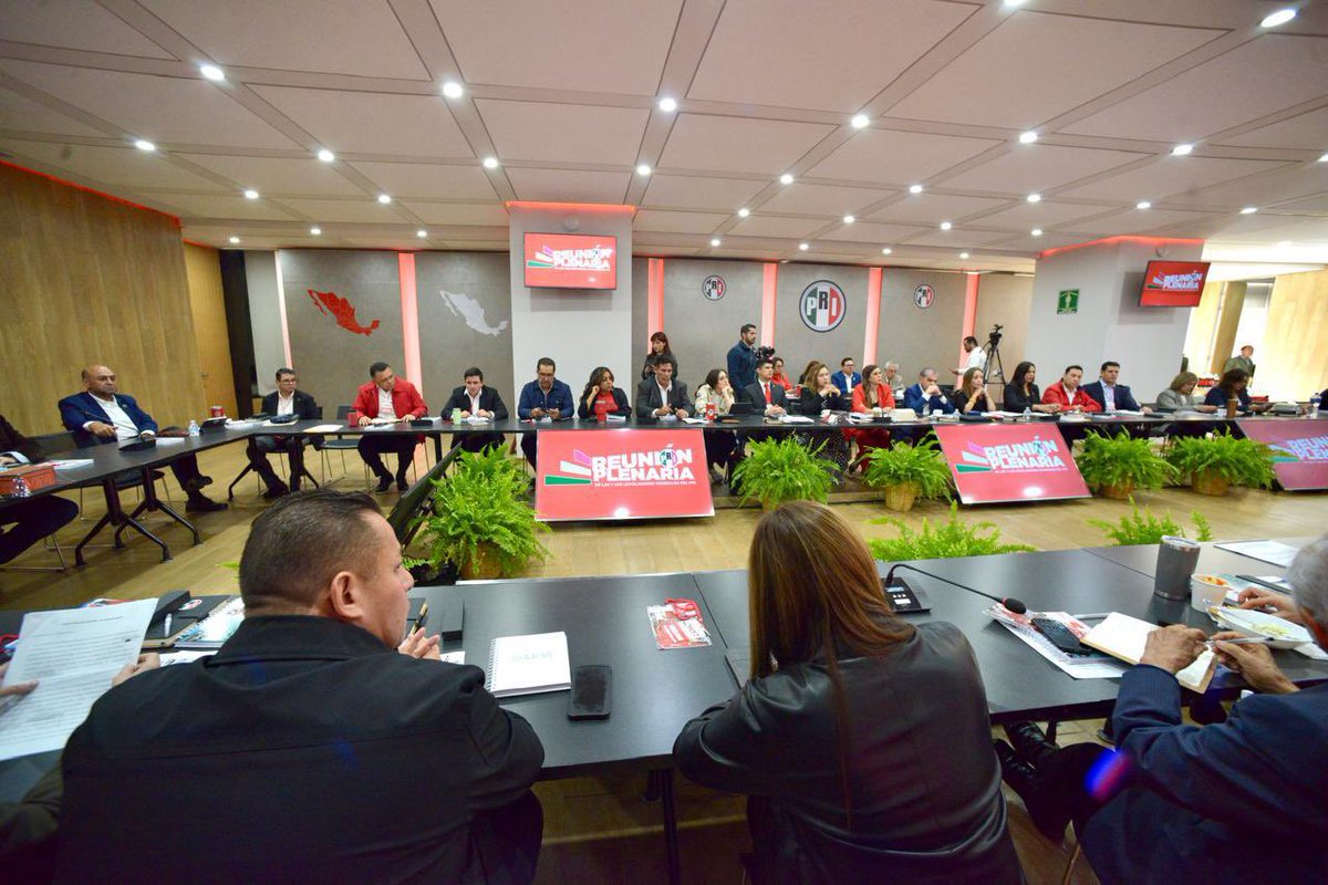 Israel Betanzos C. (@betanzosoficial) on Twitter photo Presente en la Tercera #PlenariaPRI, encabezada por nuestro presidente <a href="/alitomorenoc/">Alejandro Moreno</a>
Planeacion, estrategia y conocimiento nos conducirán al éxito.
Somos un gran equipo y nuestra prioridad es el bienestar y la seguridad de las y los habitantes de esta gran nación.
#PRIUnido Presente en la Tercera #PlenariaPRI, encabezada por nuestro presidente <a href="/alitomorenoc/">Alejandro Moreno</a>
Planeacion, estrategia y conocimiento nos conducirán al éxito.
Somos un gran equipo y nuestra prioridad es el bienestar y la seguridad de las y los habitantes de esta gran nación.
#PRIUnido