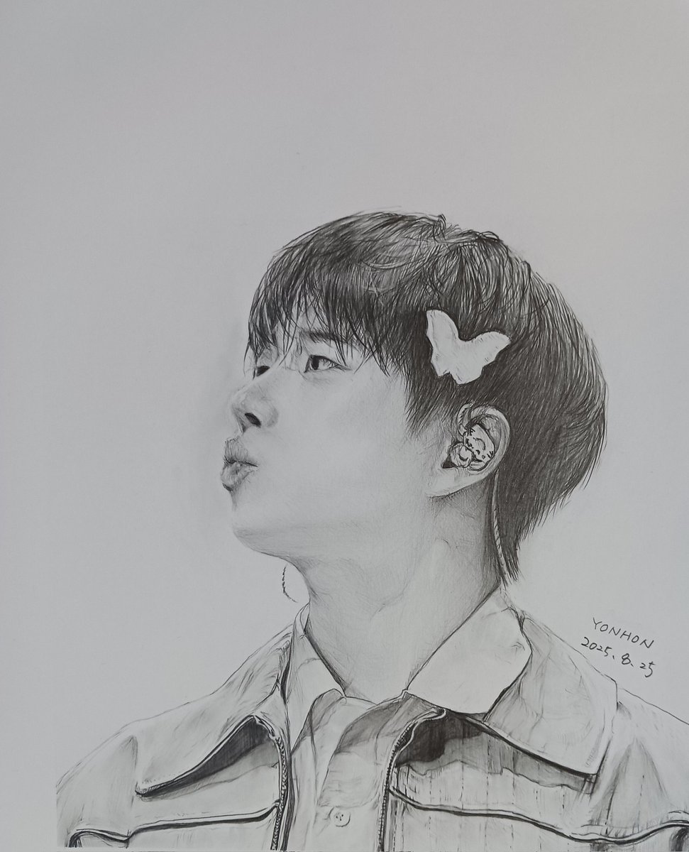 2025.6.7 の奇跡

ビニ🦋が…
みょんさんに舞い降りてきた

#ASTRO
#MJ
#4thASTOROAD
#鉛筆画