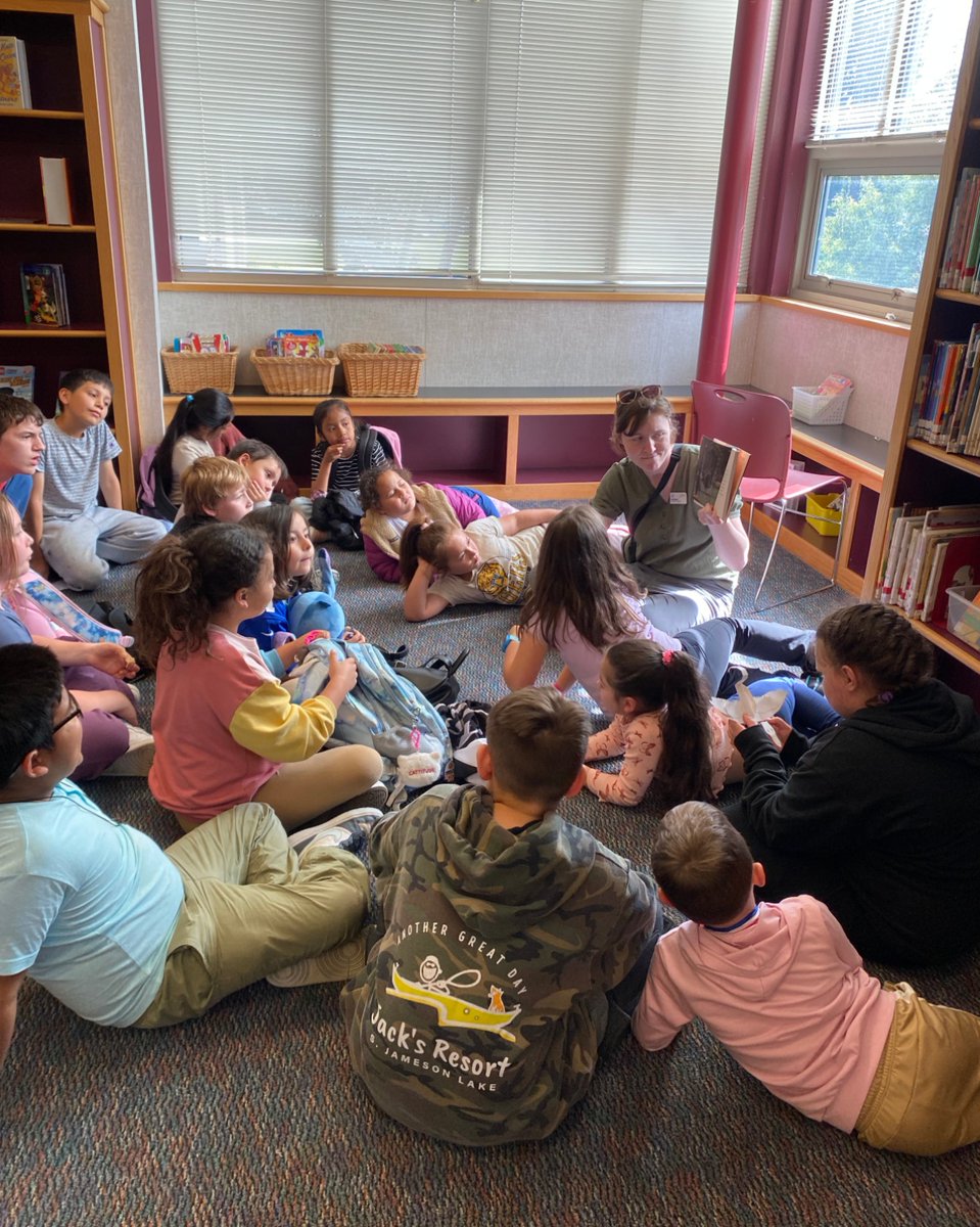 📚✨ A big thank you to our Burlington Public Librarian for the special visit!
Club members gathered around and joined in a cozy book club session—completely captivated as the stories unfolded. What a magical way to spend time together!