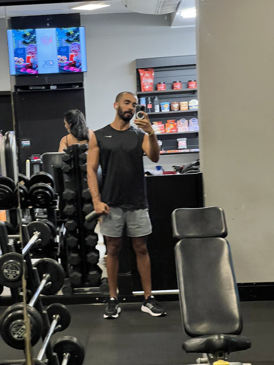 Victor Barcelos tweet media