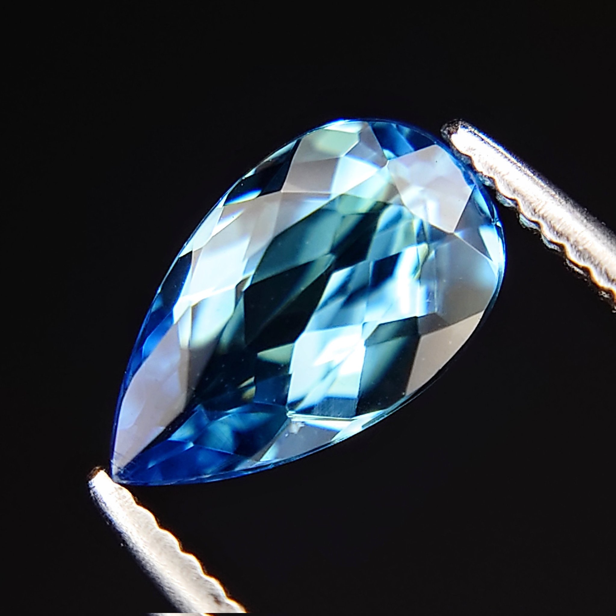 y♡Crystal　❀護り石　身代わり石　バリア❀ y♡Crystal ❀護り石 身代わり石 バリア❀ 飴十二石。すべすべころころ