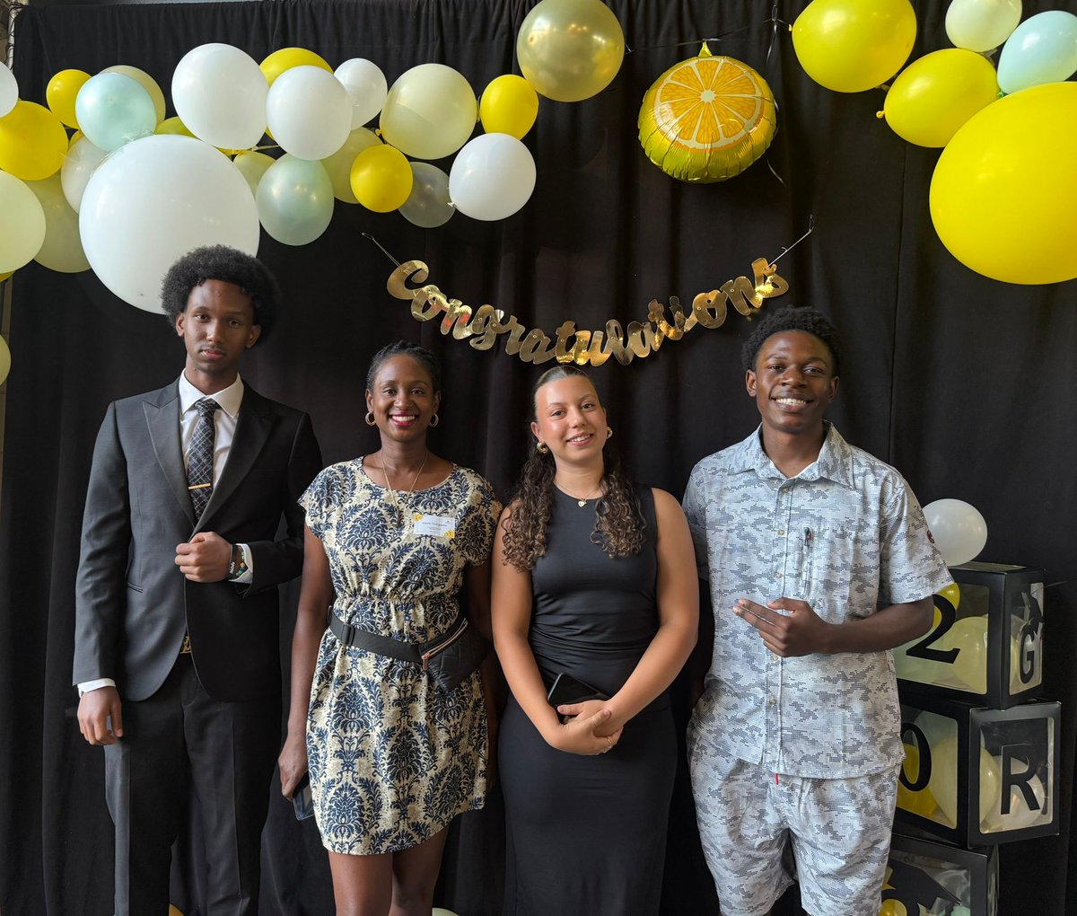 CRCBV - LCRC / Basse-Ville - Lowertown (@crcbv) on Twitter photo Woo hoo et bravo aux jeunes d'Avenir Jeunesse qui ont travaillé fort avec nous au Camp été CRCBV !!!
Woo hoo and Congratulations to the graduates of the Youth Futures program who worked hard with us at the LCRC Summer Camp.
<a href="/MyLowertown/">Lowertown / Basse-Ville Ottawa</a> <a href="/Youth_Futures/">YouthFutures</a> <a href="/PlanteSteph613/">Stéphanie Plante 🇨🇦🇨🇭</a> Woo hoo et bravo aux jeunes d'Avenir Jeunesse qui ont travaillé fort avec nous au Camp été CRCBV !!!
Woo hoo and Congratulations to the graduates of the Youth Futures program who worked hard with us at the LCRC Summer Camp.
<a href="/MyLowertown/">Lowertown / Basse-Ville Ottawa</a> <a href="/Youth_Futures/">YouthFutures</a> <a href="/PlanteSteph613/">Stéphanie Plante 🇨🇦🇨🇭</a>