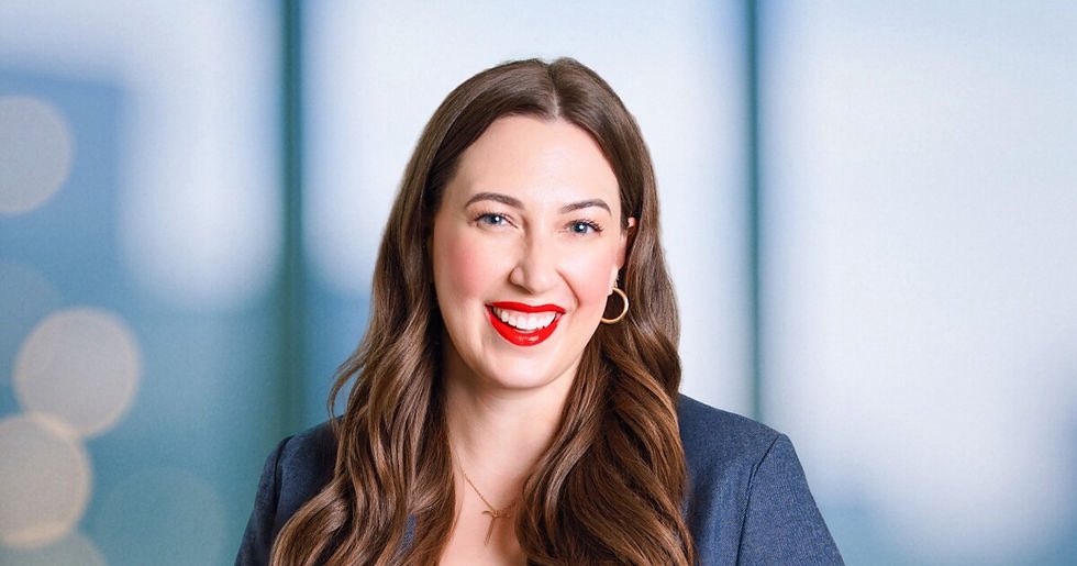 🚨BREAKING🚨

Democrat Catelin Drey has defeated Republican Christopher Prosch in Iowa’s State Senate 1 Special Election.

This is a Democratic flip and ends a Republican supermajority in the Iowa State Senate.