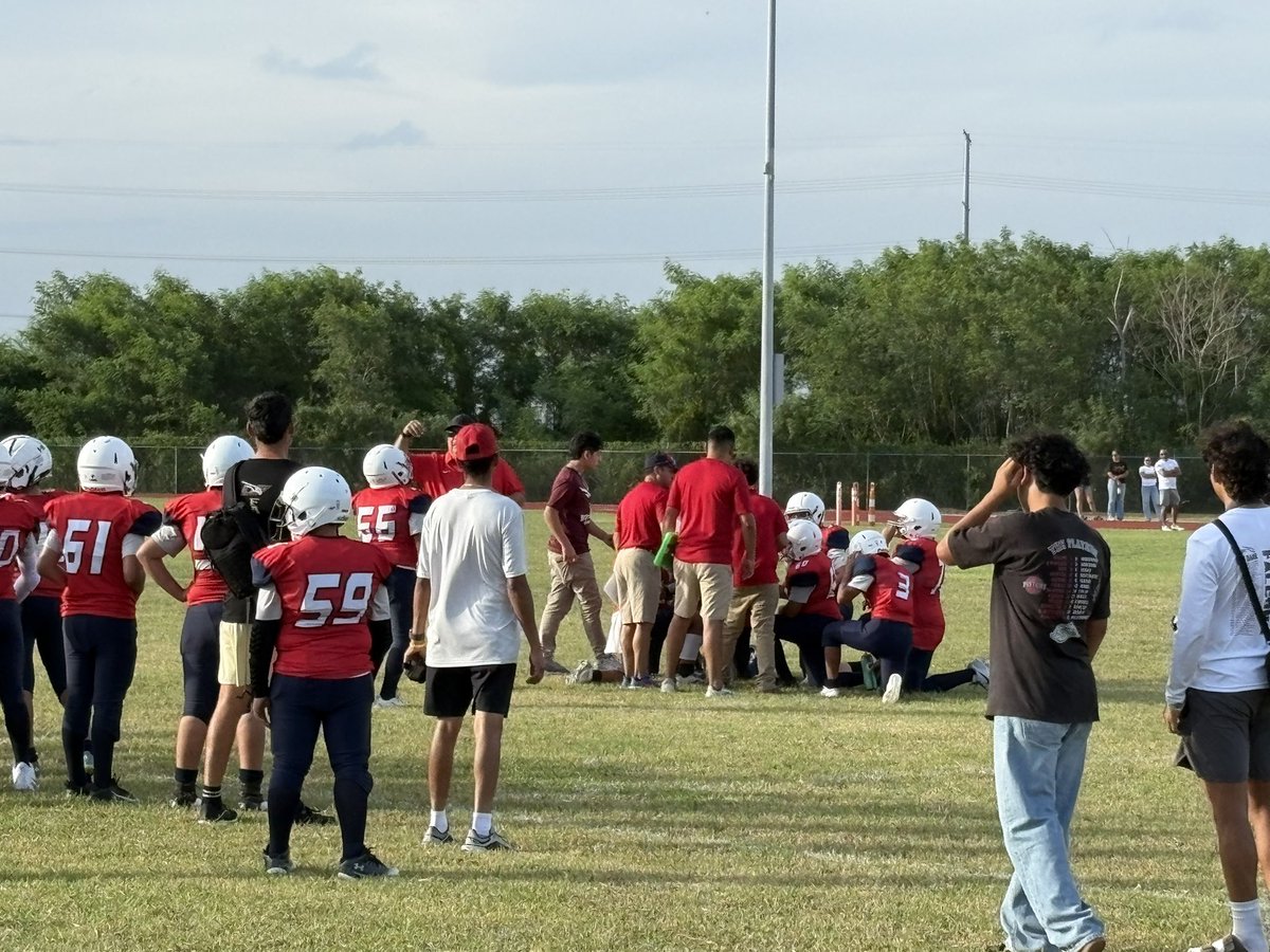 Liberty Memorial MS (@lmmspatriots) on Twitter photo 7th grade took the win tonight at our first home football game of the season! Go Patriots! β€οΈππ 7th grade took the win tonight at our first home football game of the season! Go Patriots! β€οΈππ