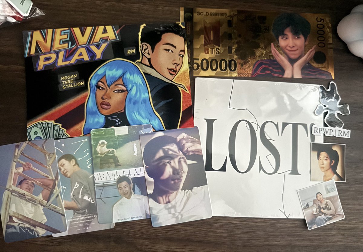 RM bday 🎂 GA (WW)
Ends Sept 12 ⏰ 
To enter:
🐨 must follow
🐨 like &amp; rt post
Note: will be sent as stamped (untracked) mail so please use an address that can safely receive mail.