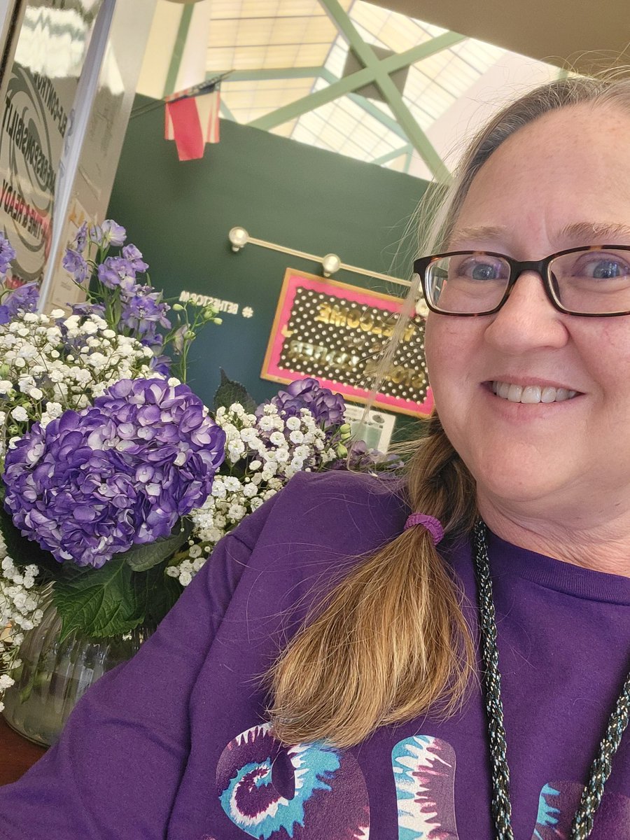 Jenwade1106's tweet photo. @DExecAssistant #womensequalityday2025 https://t.co/QSEcg1htcY