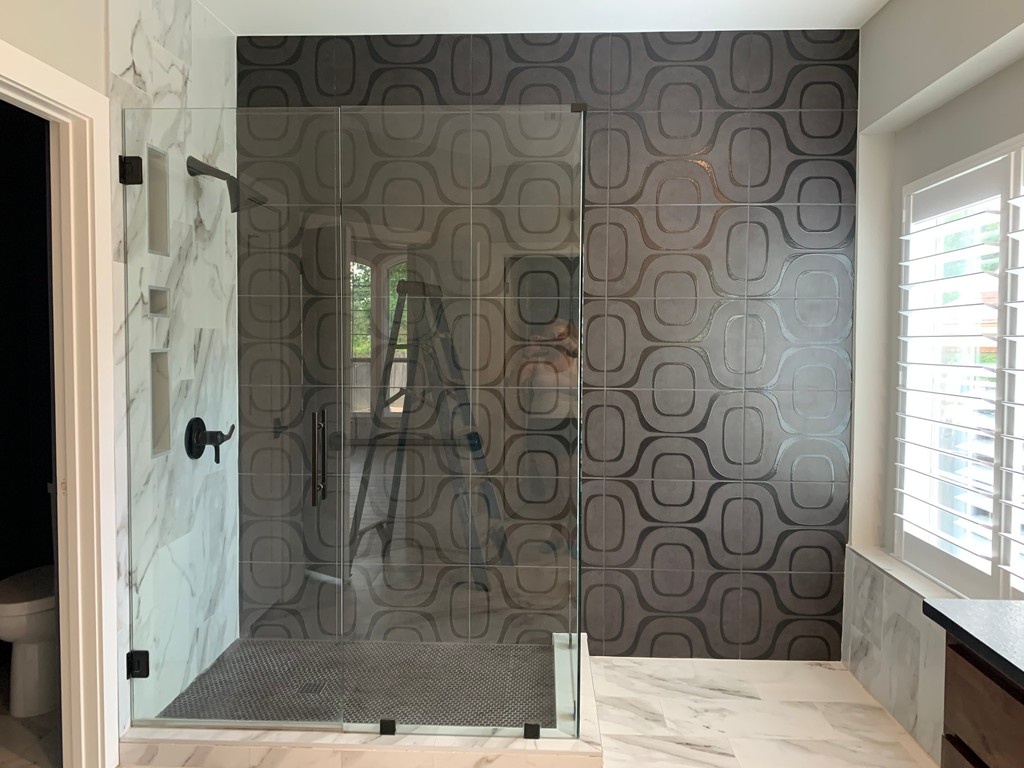 S74Interiors's tweet image. Took this space from the dark ages 🏰 to full swan mode 🦢✨. Proof that good design = the ultimate glow-up.

#AustinDesign #BeforeAndAfter #DesignGlowUp #ATXInteriors