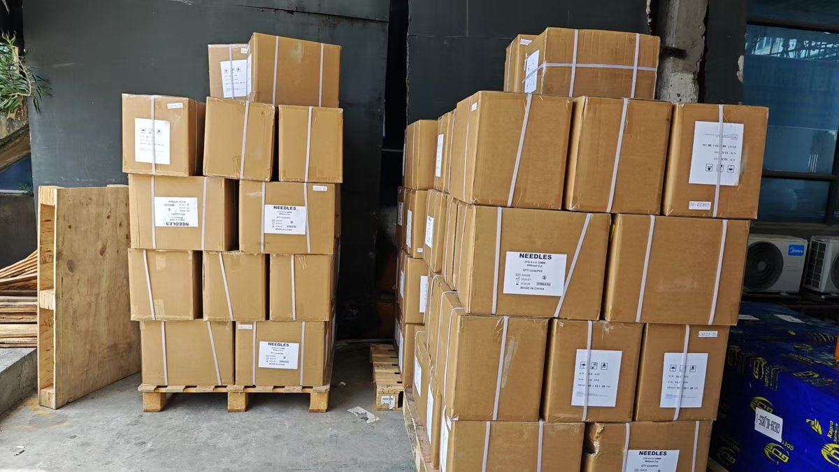 Charonyw1's tweet photo. 单一品名大量收货:
灯具 汽车配件 电动工具 五金工具 大小家电 手机配件 厨房用具 自行车 电动汽车 浴室用品 床上用品 园林用具 化妆品 布料 音响 家具 玩具 文具等
WeChat/WhatsApp:+86 13178481060 VK:Wu Weidong 
Telegram channel: https://t.co/7Kq5r1Oeij
VK channel:https://t.co/1yWIkgVhmm https://t.co/YMettPkKtz