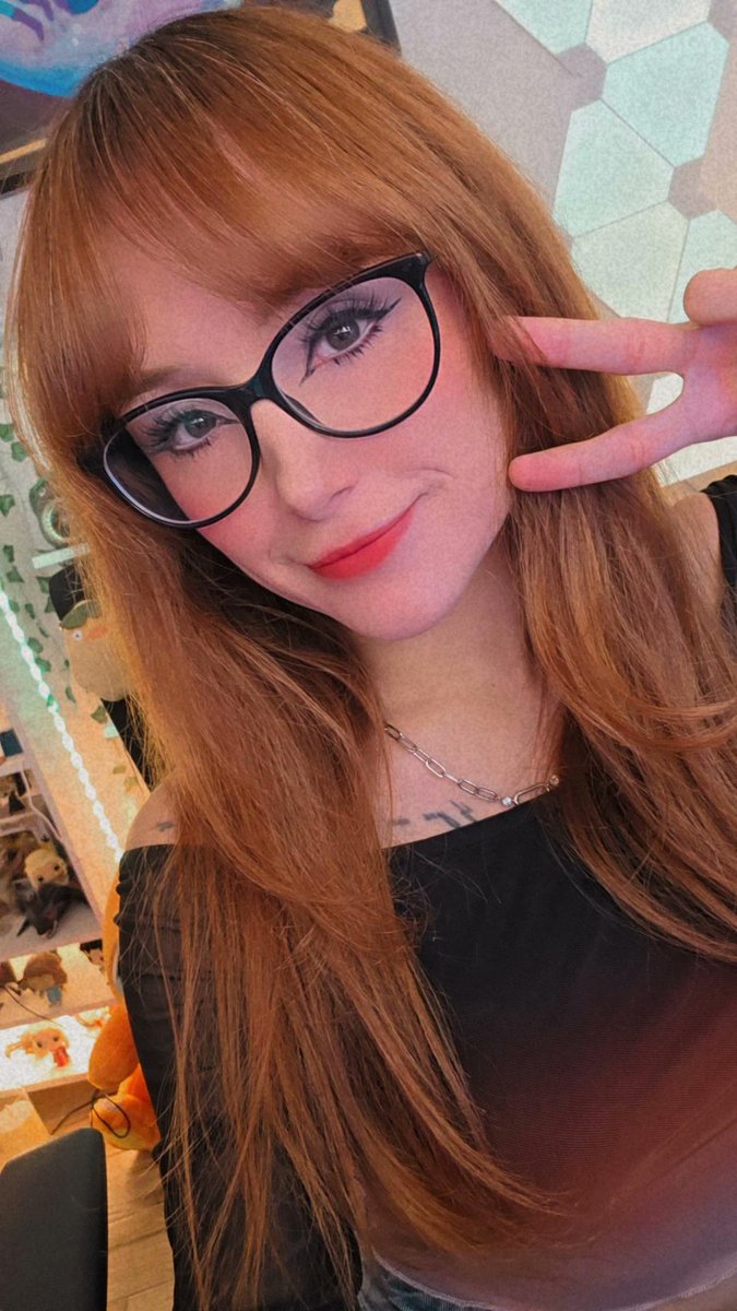 En vivo! Faltan 2 días para irme 🤯
 twitch.tv/pattymeza?sr=a