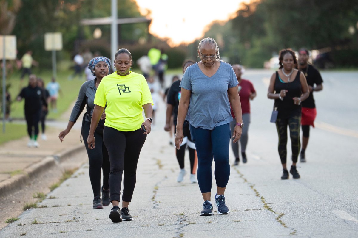 207 people strong tonight in my hometown
.
This isn’t just exercise — it’s a movement. Families, friends, even four generations walked together. Albany is proving every day that unity and health can outshine the negativity.

#WeAreTheTraffic