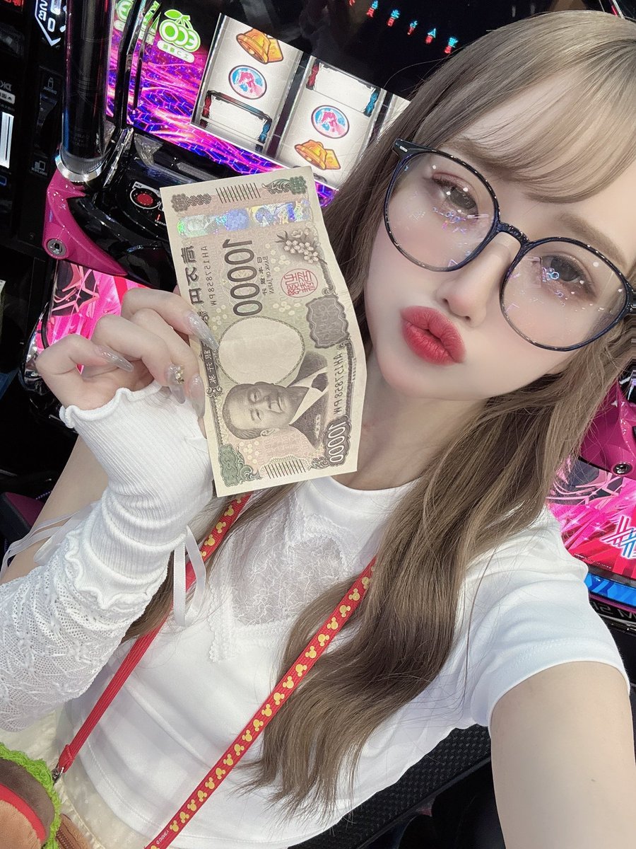 パチ嬢なな👗🌻 on X: 