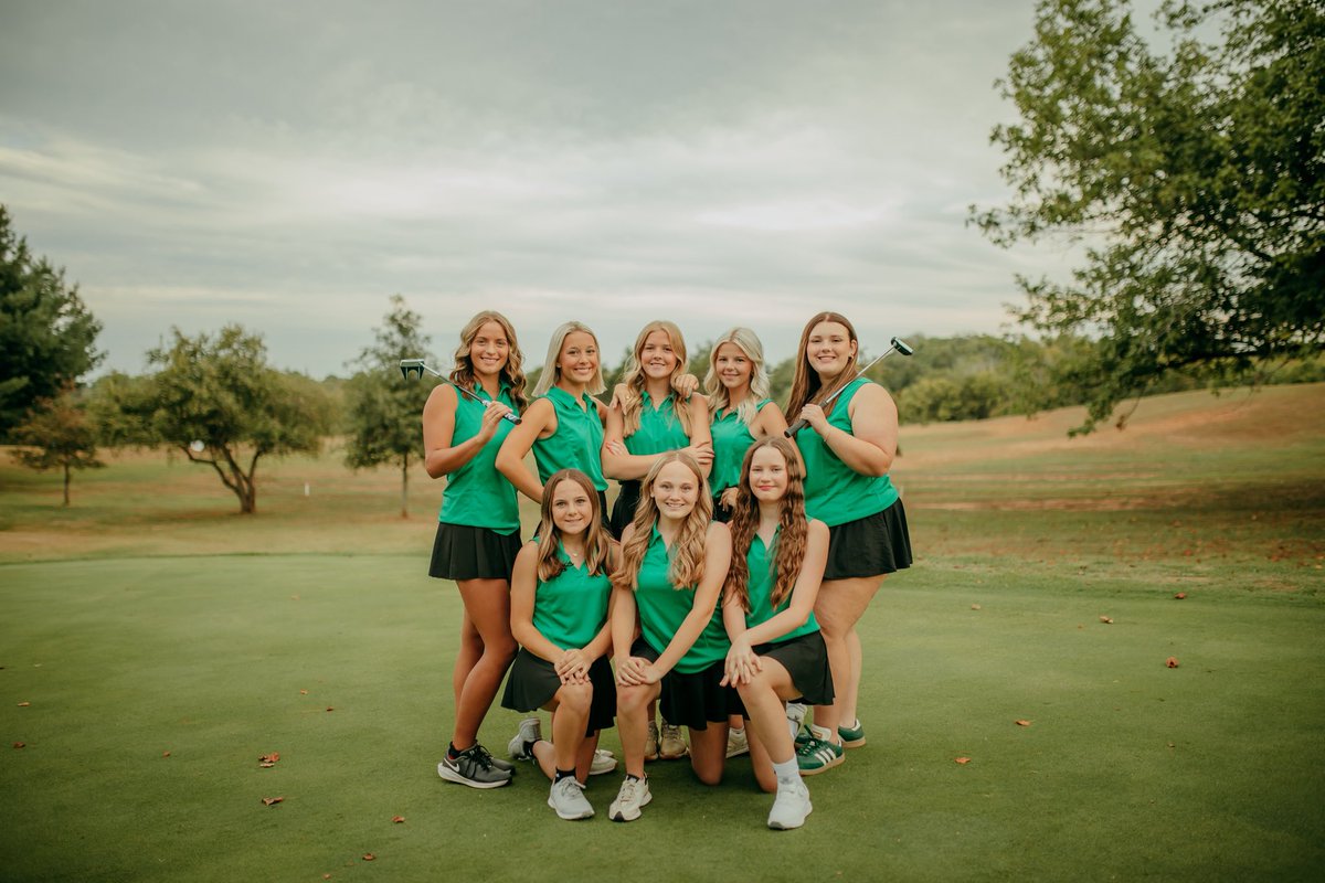 GCHS Lady Dragons Golf 2025…. 💚 pics!