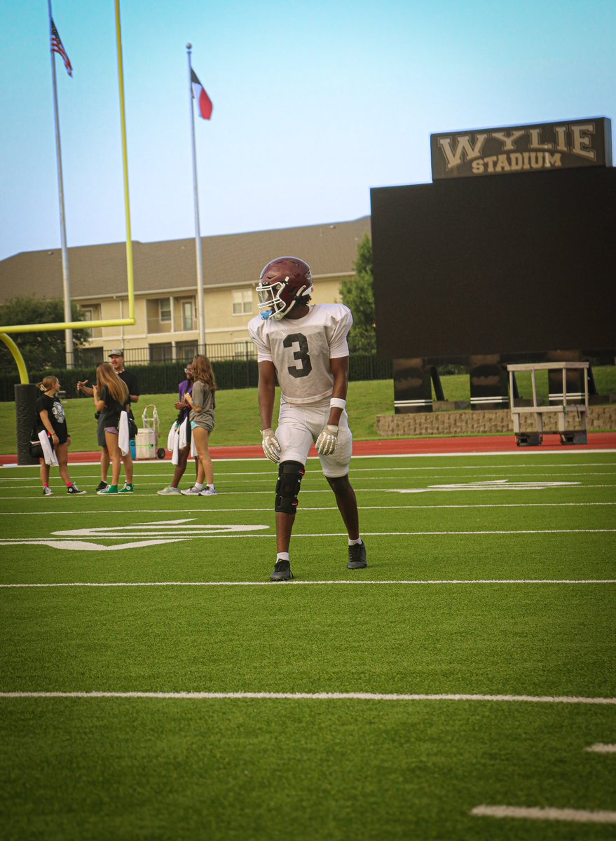 Nothing but God🙌🏾
<a href="/AHMO_FOOTBALL/">Pirate Football</a>