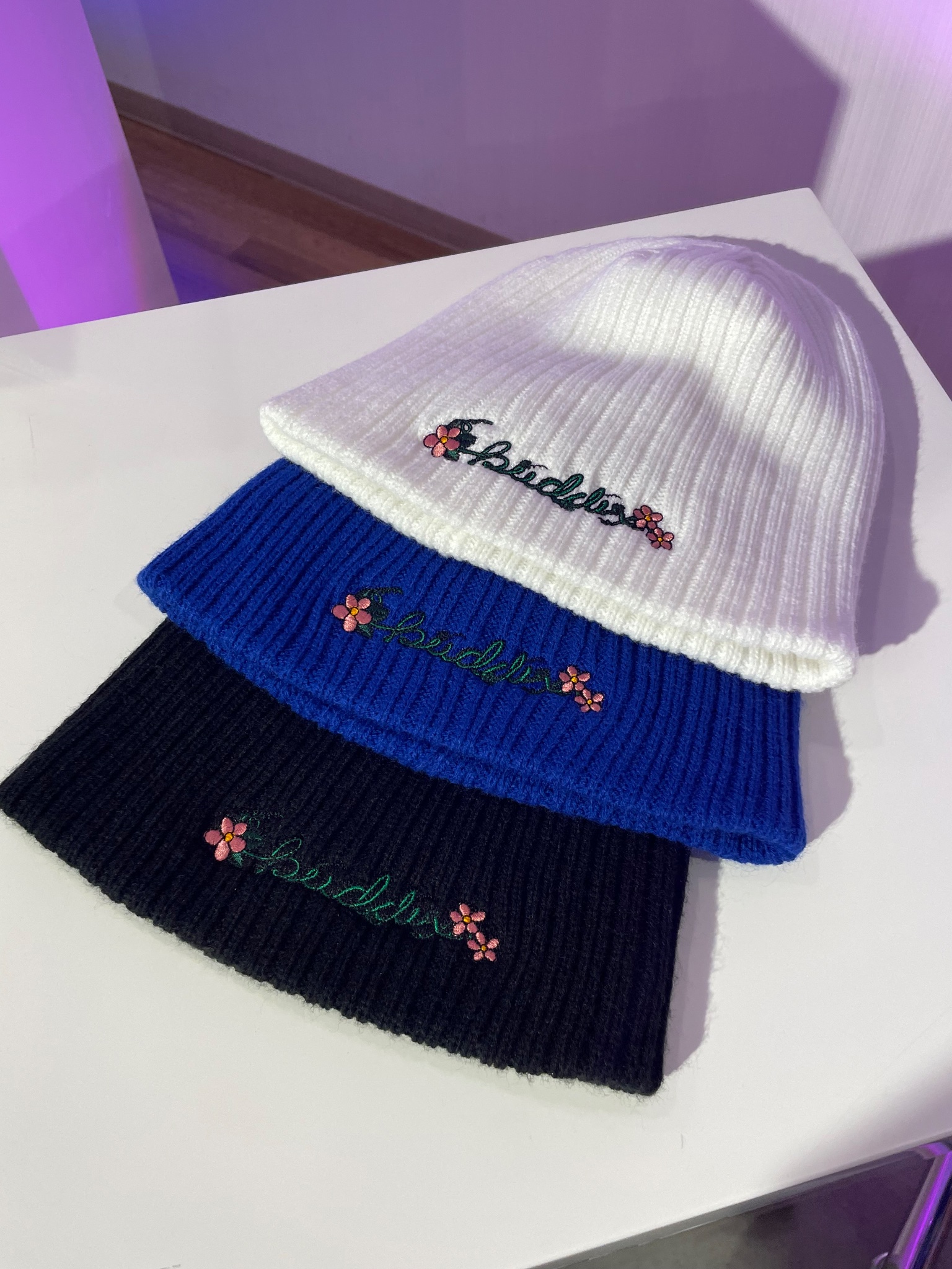 FANTASTICS buddix(バディ) Logo Beanie FANTASTICS buddix(バディ) Logo Beanie
