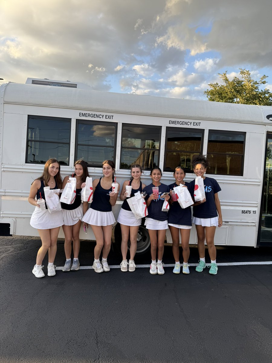 W’s all around for our match vs. St. Laurence! Congrats to both levels on a successful season opener! 👏👏